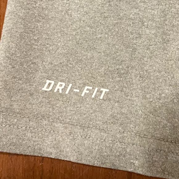 Chicago Cubs | The Nike Tee Mens LARGE - Picture 5 of 5